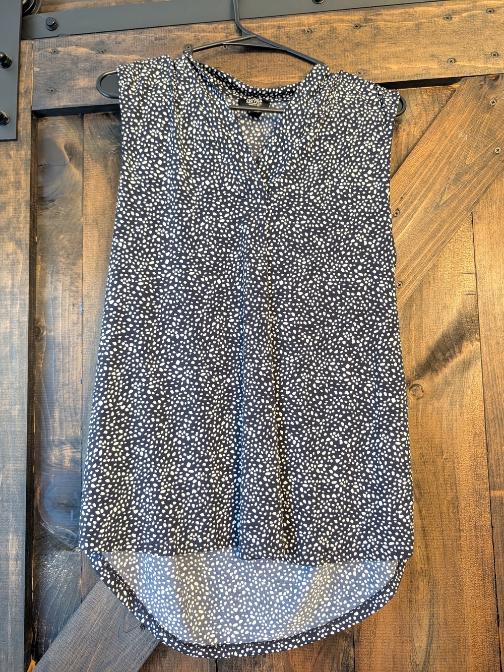 Jones New York Navy/White Sleeveless Blouse Small